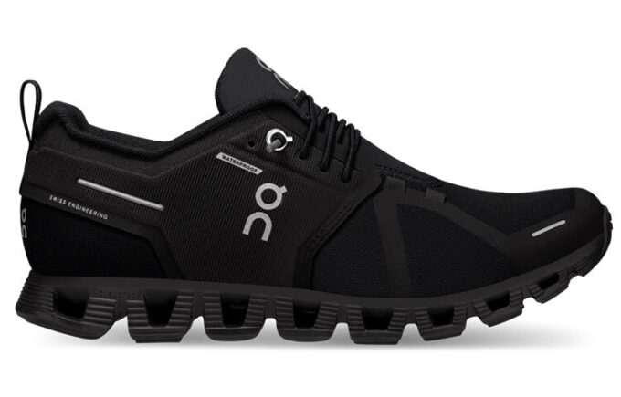 Cloud 5 Impermeable «Totalmente Negro»