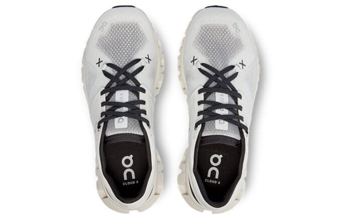Cloud X 3 «Blanco Negro»