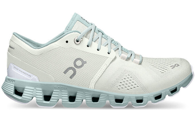 Cloud X Shift «Blanco Verde Azulado»