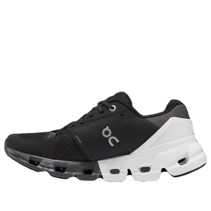Cloudflyer 4 «Negro Blanco»