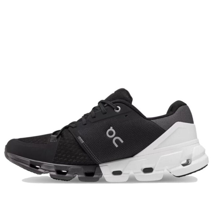 Cloudflyer 4 «Negro Blanco»