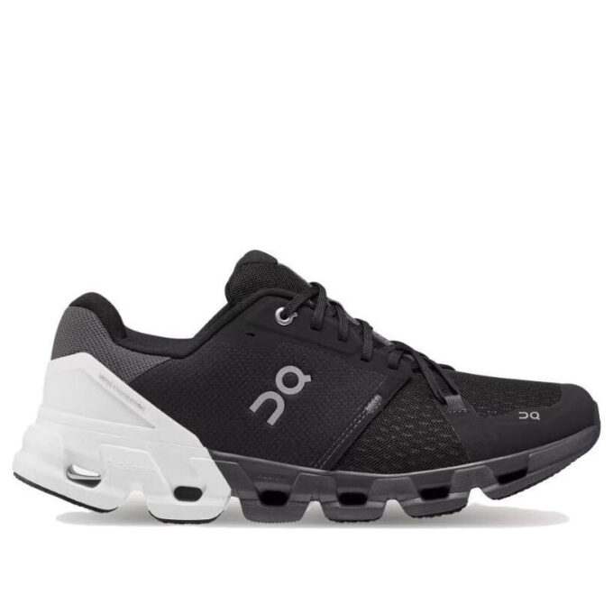 Cloudflyer 4 Wide «Negro Blanco»