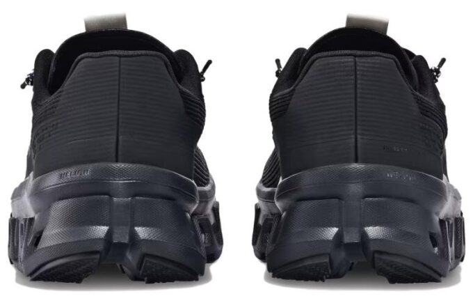 Cloudmonster Sensa «Totalmente Negro»
