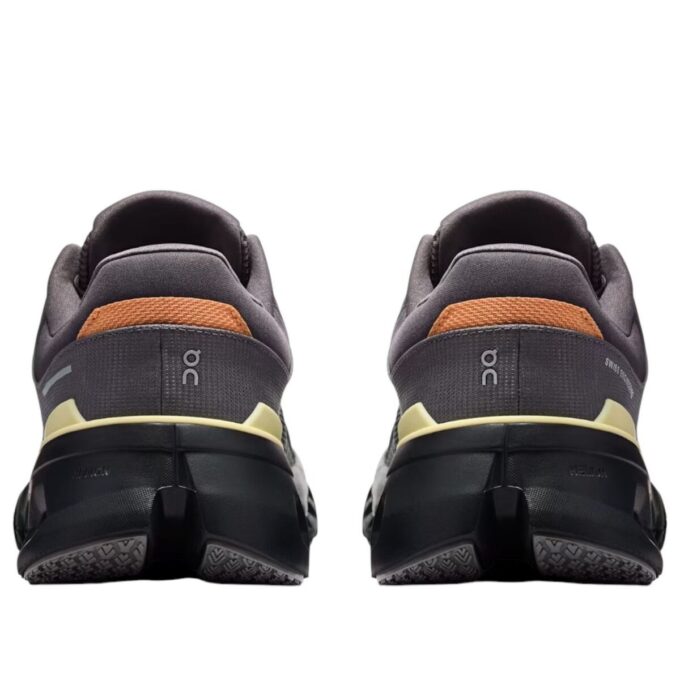 Cloudrunner 2 «Roca Mandarina»