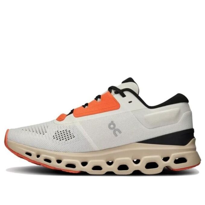 Cloudstratus 3 «Blanco Natural Arena Naranja»