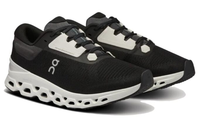 Cloudstratus 3 «Negro Blanco» Cloudstratus 3 «Negro Blanco»