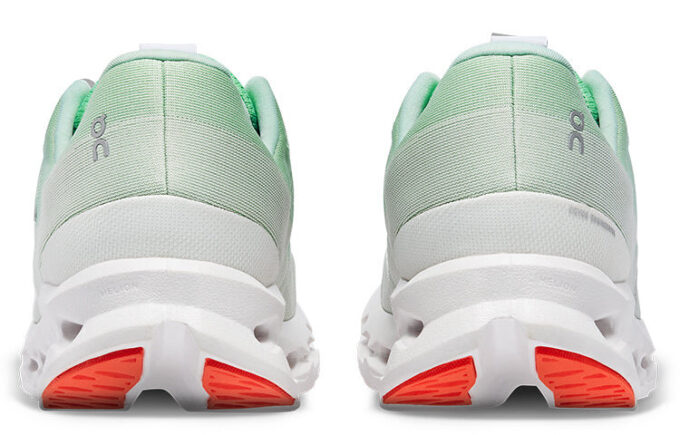 Cloudsurfer «Arroyo Blanco»