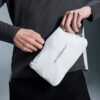 Hombre Chaqueta Impermeable Aislada
