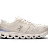 Mujer Cloud X 4 Mujer Cloud X 4
