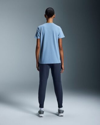 Mujer On Run-T