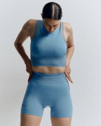 Mujer Studio Knit Crop