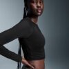 Mujer Studio Long-T Crop
