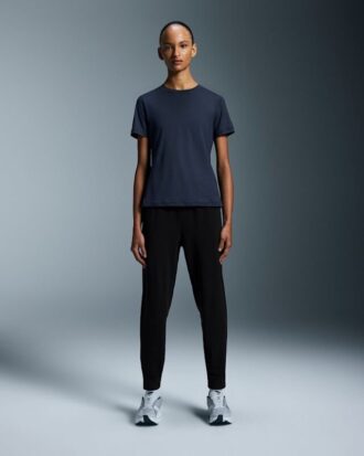 Mujer Studio-T