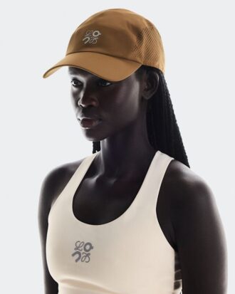 On Running Gorra LOEWE