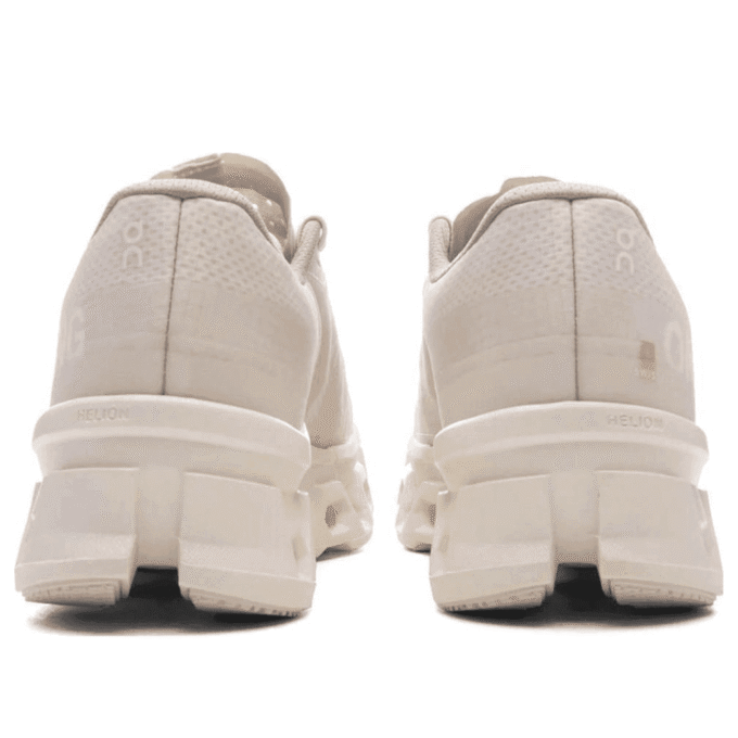On Running x Invincible Cloudmonster 2 «Marfil Blanco»