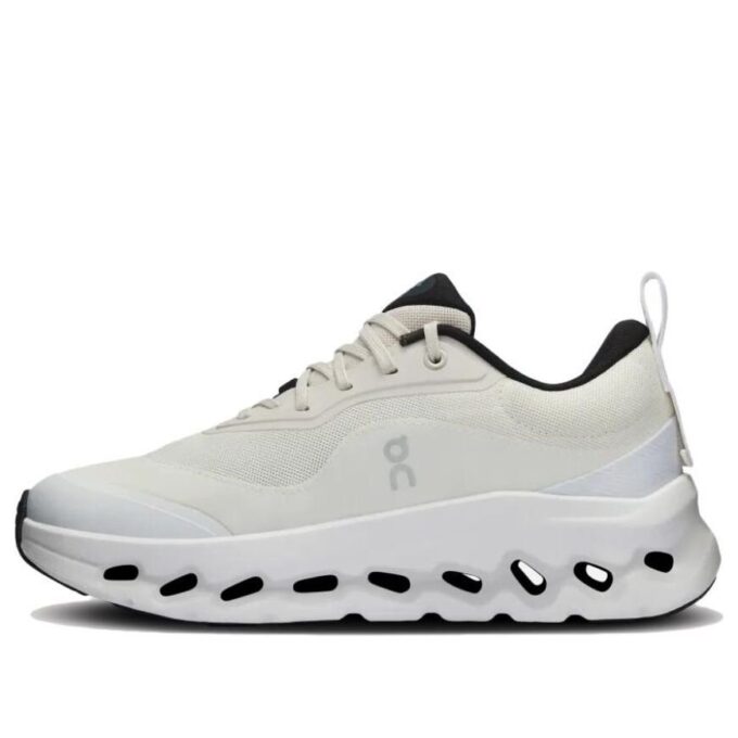On Running x LOEWE Cloudtilt 2 «Arena Blanca»