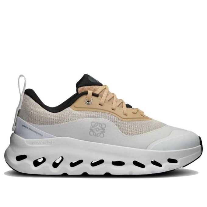 On Running x LOEWE Cloudtilt 2 «Blanco Bronceado»