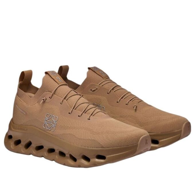 On Running x LOEWE Cloudtilt «Arena Oscura»