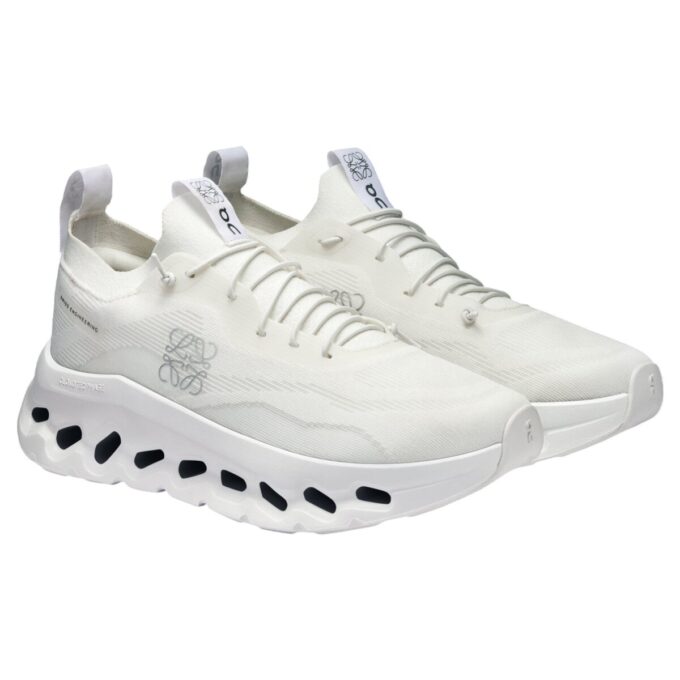 On Running x LOEWE Cloudtilt «Blanco Total»
