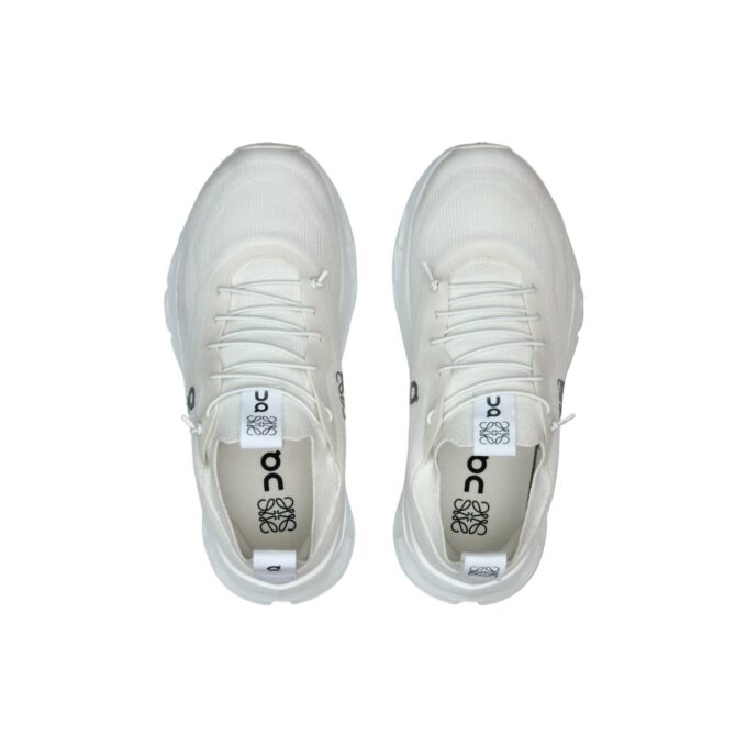 On Running x LOEWE Cloudtilt «Blanco Total»