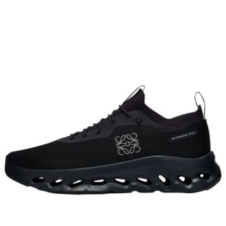on running x loewe cloudtilt totalmente negro 1 1 330x330 - On Running x LOEWE Cloudtilt "Totalmente Negro"