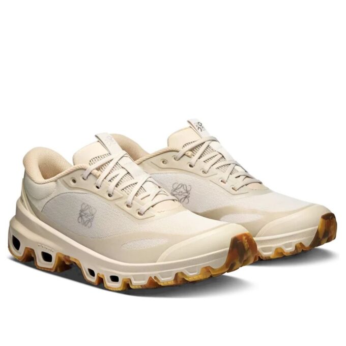 On Running x LOEWE Cloudventure 2 «Arena»