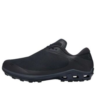 On Running x Post Archive Faction Cloudventure «Totalmente Negro» On Running x Post Archive Faction Cloudventure «Totalmente Negro»