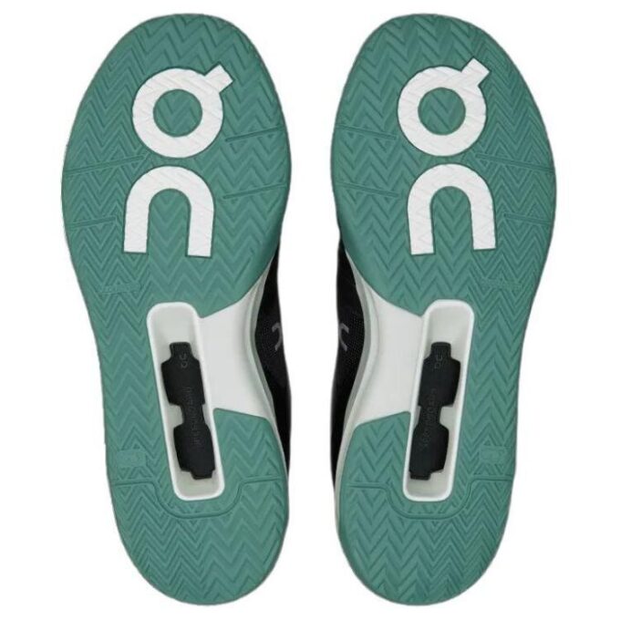 On Running x The Roger Clubhouse Pro «Negro Verde»